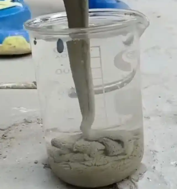 盐边水工混凝土絮凝剂，水下抗分散剂的作用及施工方法